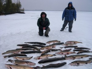 О рыбалке в декабре: хитрости и особенности